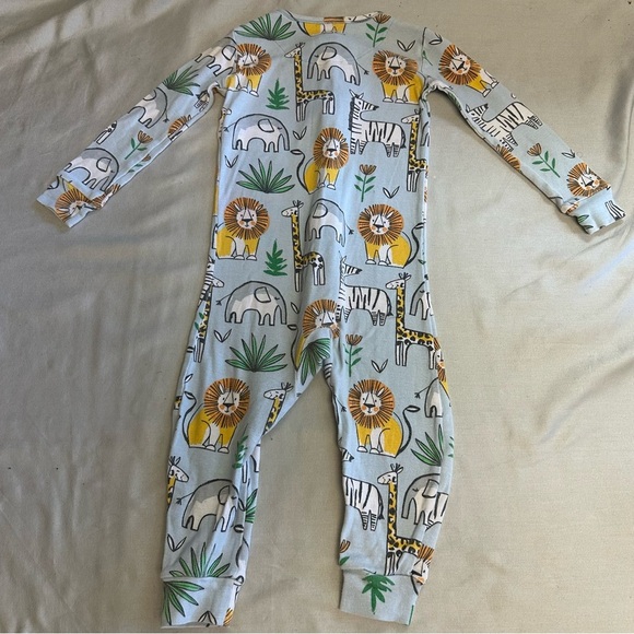 The Children's Place - Safari Animal Gray and Yellow Footie sleeper - Picture 3 of 3